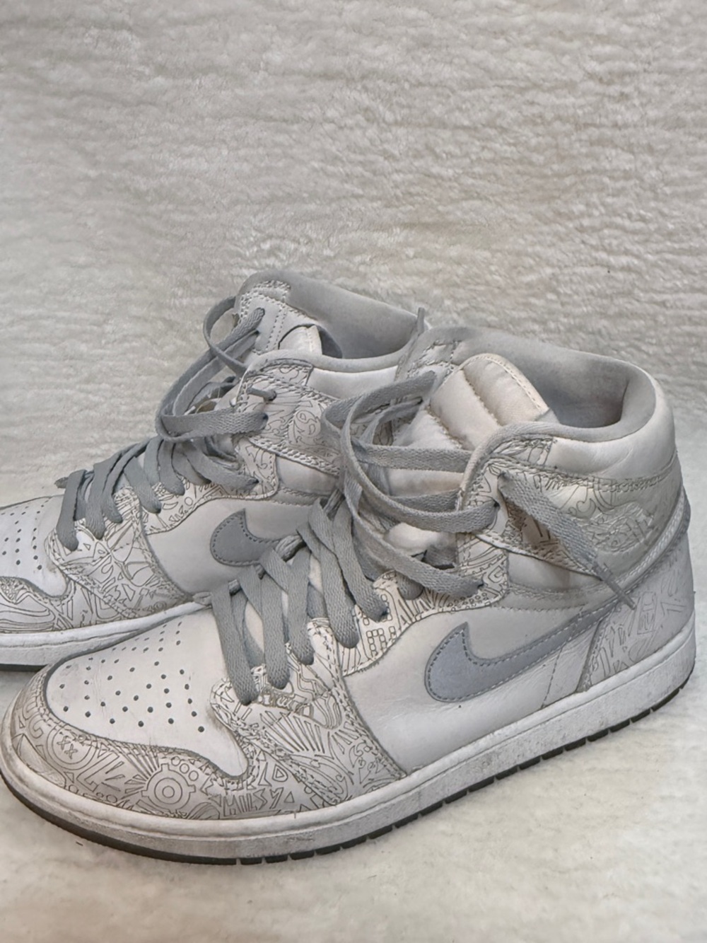 2015 AIR JORDAN RETRO 1 HIGH OG “LASER”